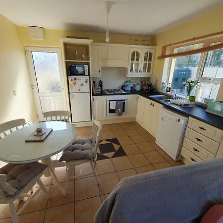 Quiet 2-bedroom
